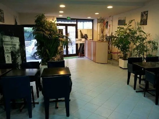 Hôtel Royal Colombes