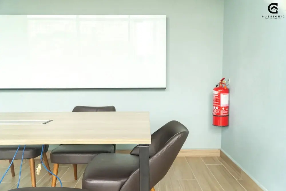 NeuSuite Cozy Studio by GUESTONIC