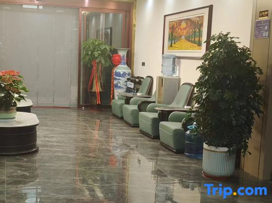 Xinhang Business Hotel (Lanzhou New District Zhongchuan International Airport)