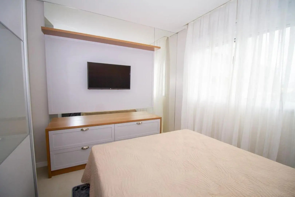 Puntarenas 204 - Excelente apartamento 2 suítes - Finamente mobiliado e decorado - À poucos metros da praia