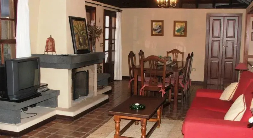 Alojamientos Dos Palmas
