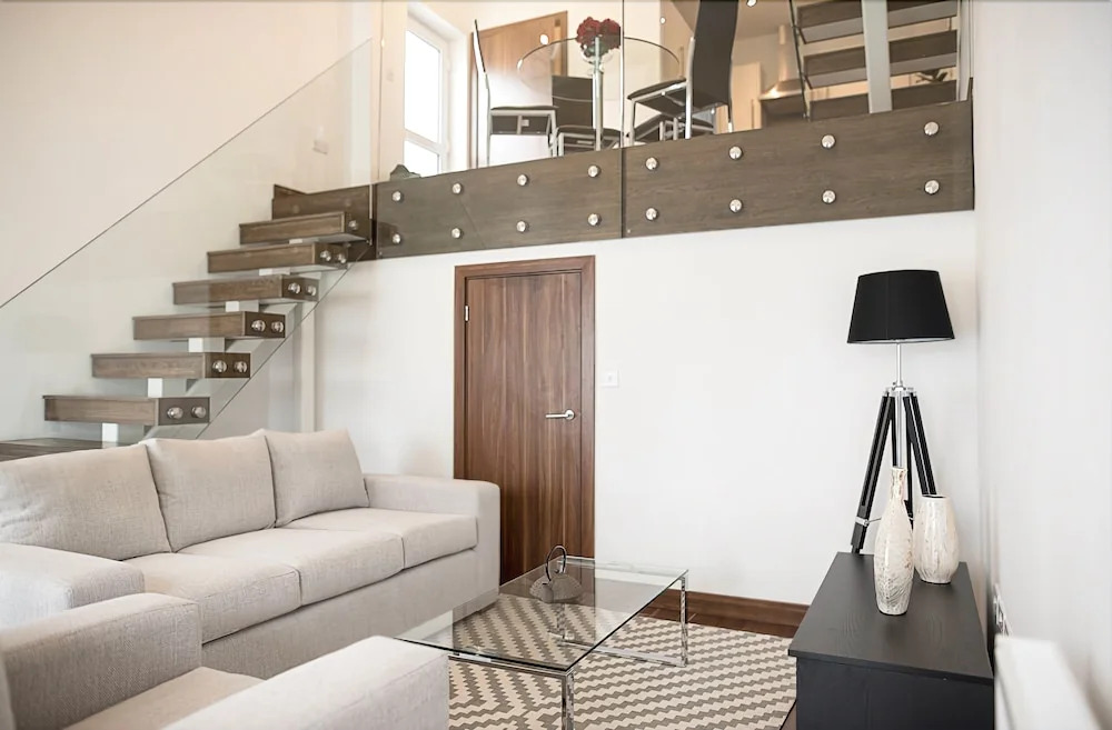 Rayleigh Lodge 2-Bedroom House