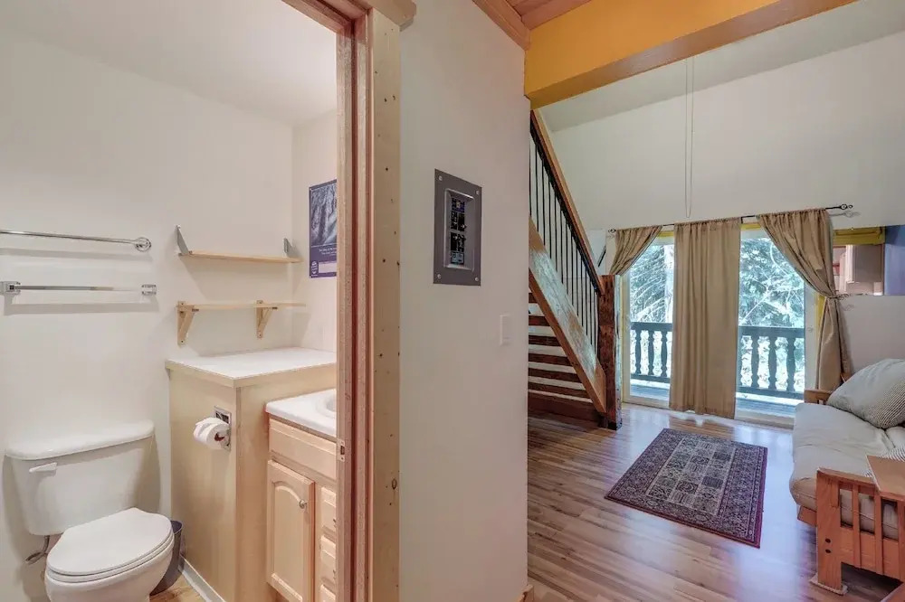 Mt Baker Lodging Condo - Perfect for Smaller Families on the Go