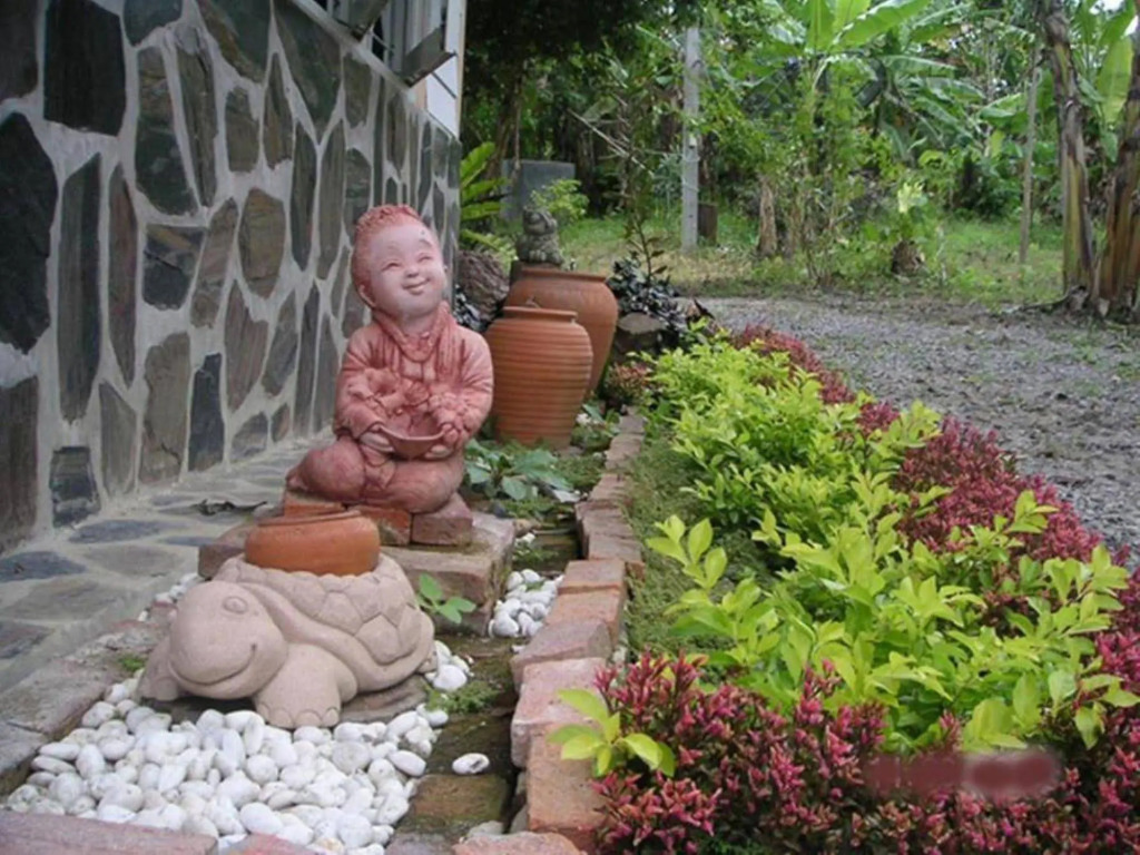 John Garden Home