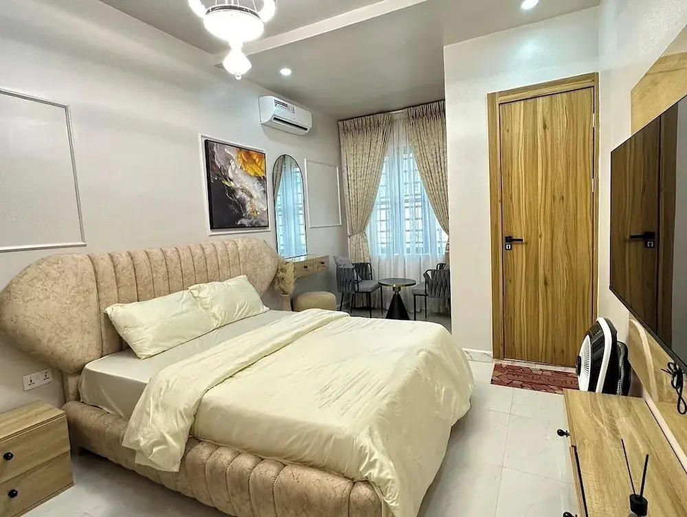 247 Abuja Shortlets