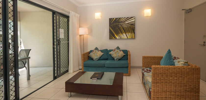 El Nautico Suites