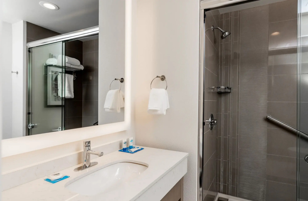 Hyatt House Nashville Downtown-Convention Center