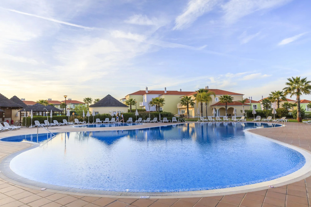 Eden Villas & Apartments