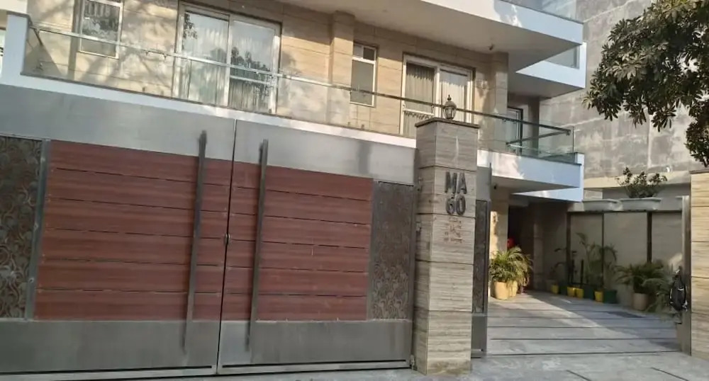 Haris Court Hotels & Banquets DLF Phase3