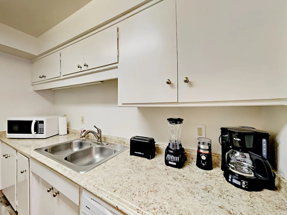 1170 Herbert Ave Condo Unit A