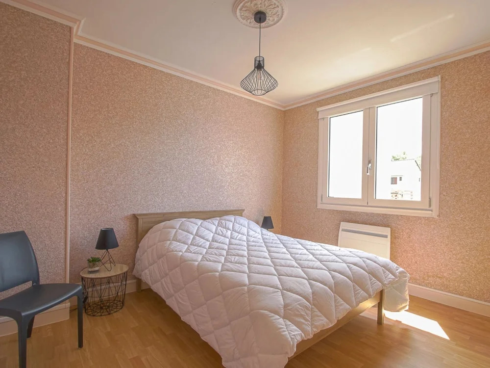 Endearing Apartment in Arromanches-les-bains Nearby the Sea With View on the Harbour