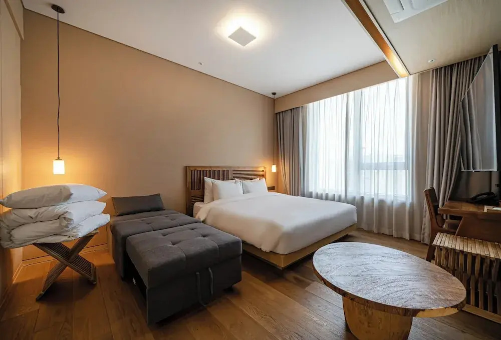 Hound Hotel Haeundae Signature