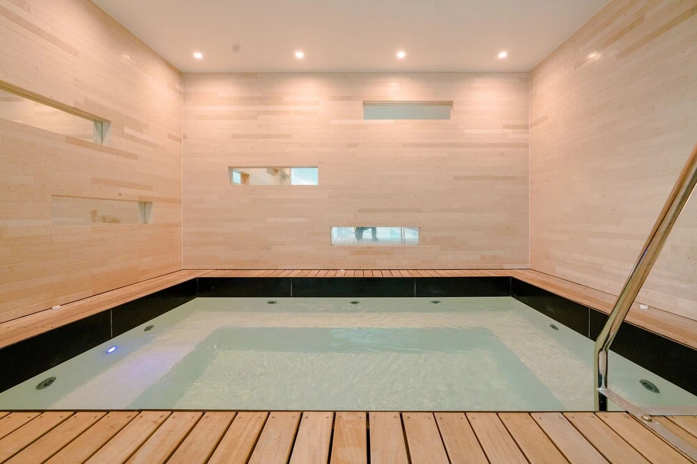 Waterfront Luxury with Pool & Gym