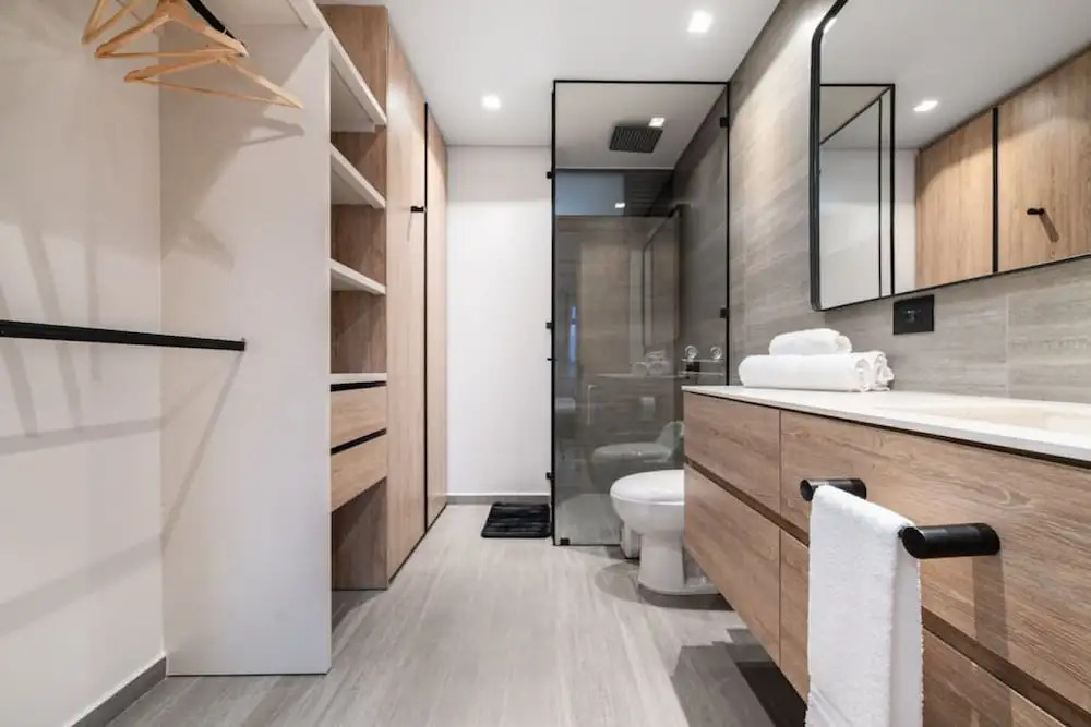W Apartment 511 in Medell n