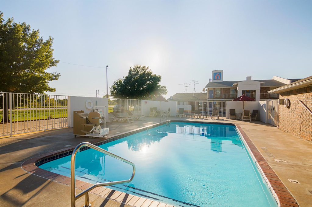 Motel 6-Lawton, OK