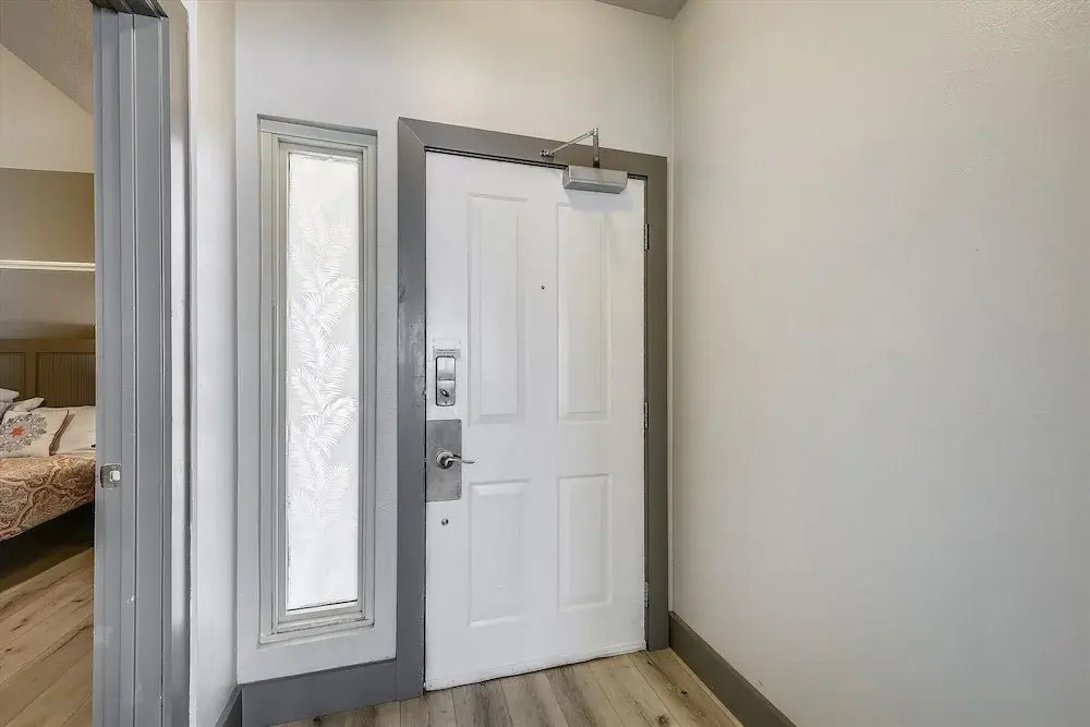 Shores of Panama 2003 - Renovated 2 bedroom, with Bunkroom with a Reserved Parking Space! 2 Condo by RedAwning