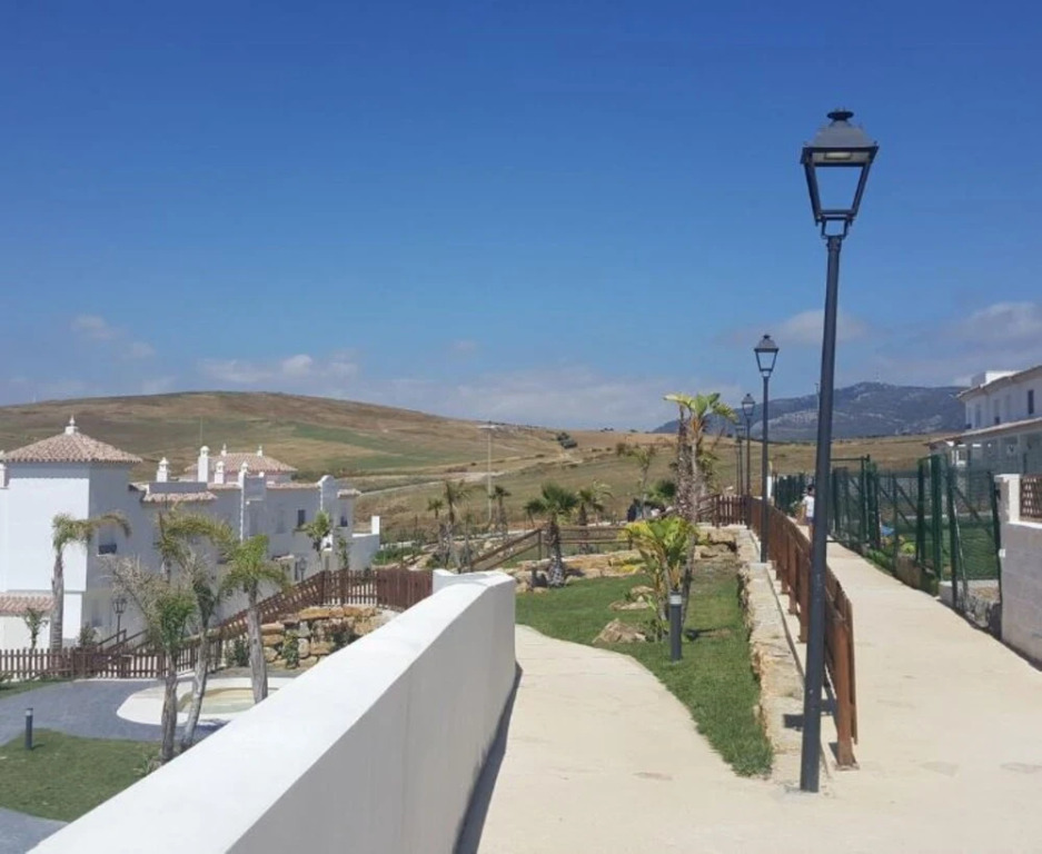 106995 House In Zahara