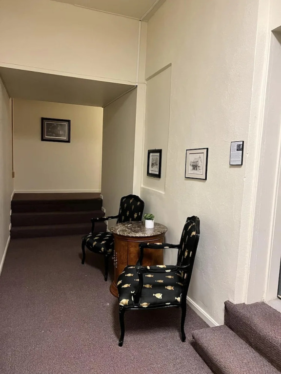 Stoner's Mansion House