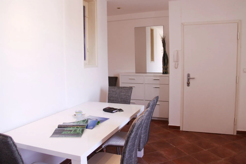 CheckVienna – Apartment Davidgasse