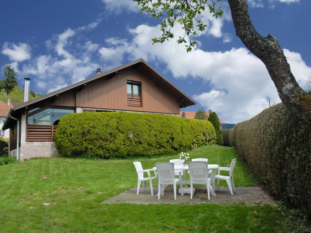 Elegant Chalet in Gerbépal in cosy environment