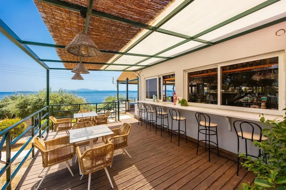 Nissaki Sea View Hotel