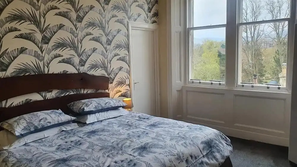 Neidpath Inn