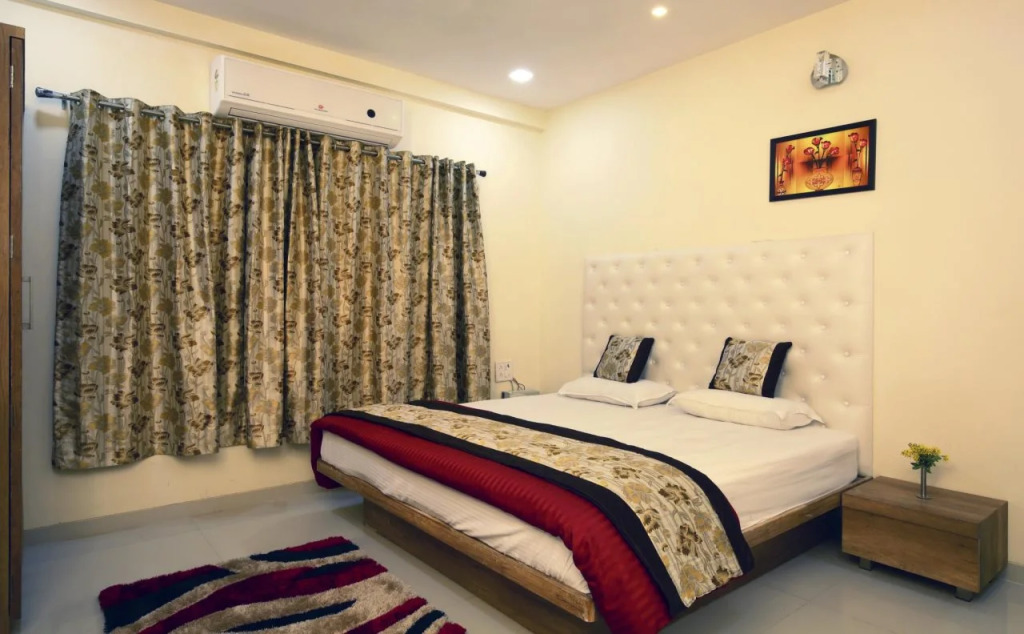 Hotel Girija