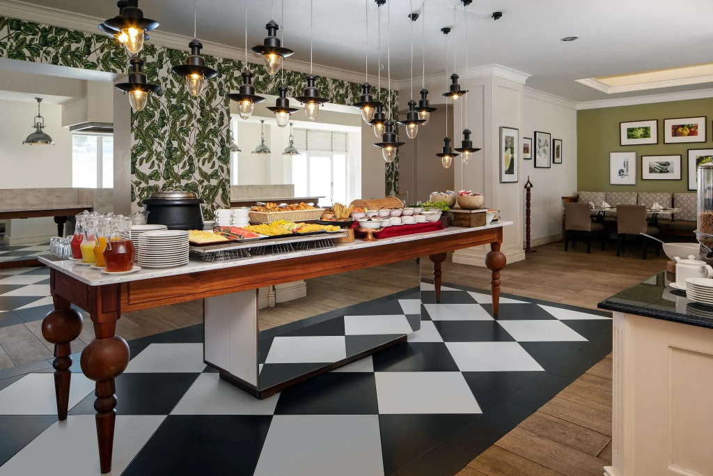 Отель Four Points By Sheraton Arusha