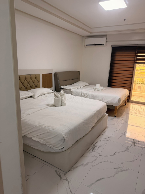 OYUSTAY Clark condo near airport casino