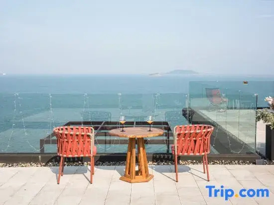 YASON TheNest  · Meet the East · Shanhai Holiday Homestay (Laoshan Scenic Area Store)