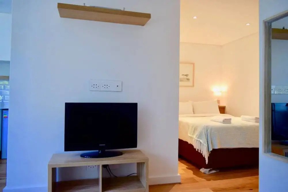 Homely 1 Bedroom Studio in Gardens