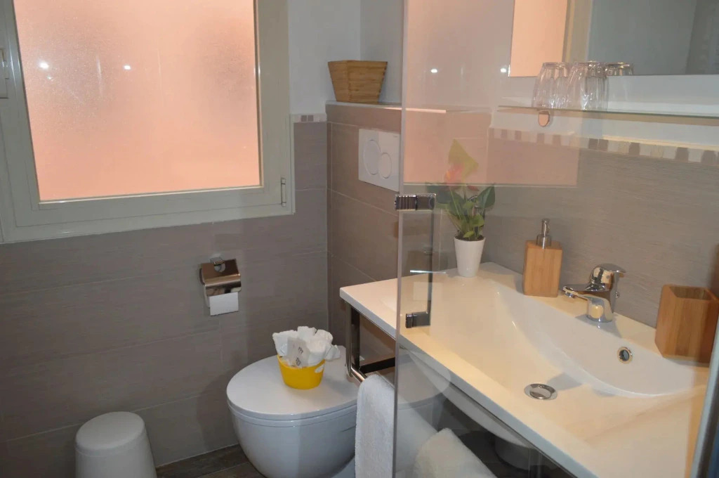 Gmaison Guesthouse
