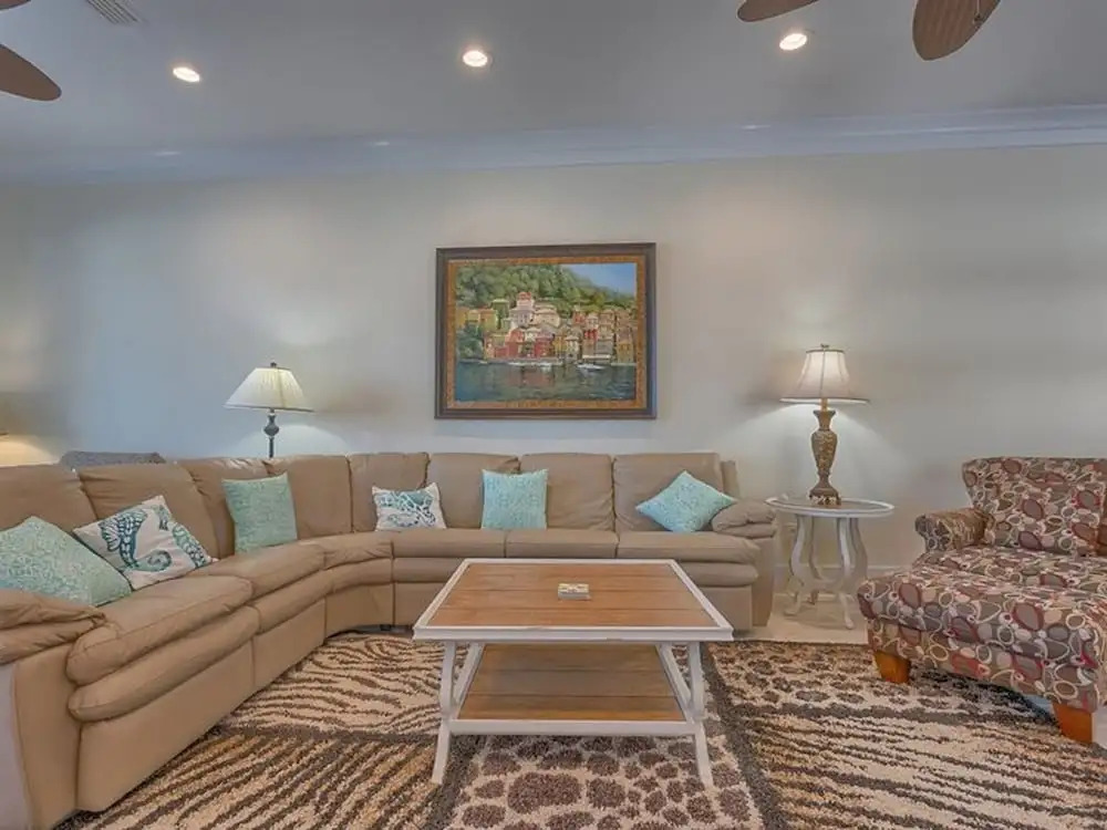 Pearl West by Meyer Vacation Rentals