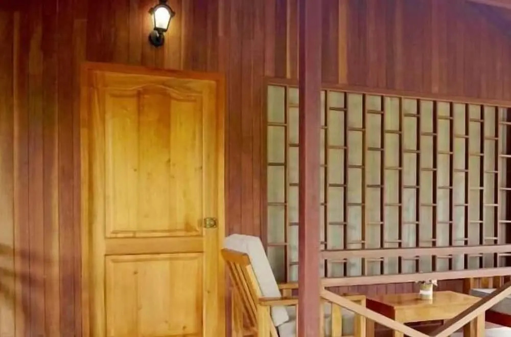 WAKAYA ECOLODGE