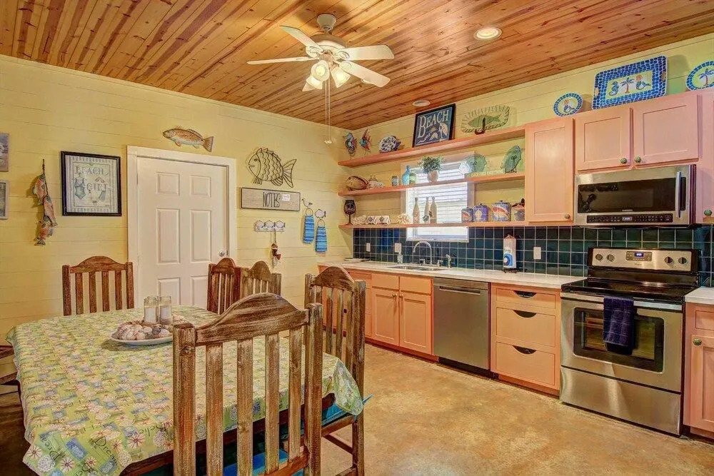 Seas The Day - 4 Br Home