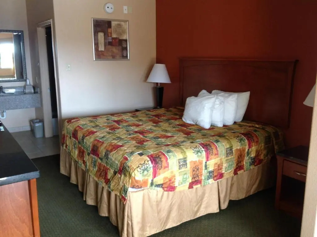 Budgetel Inn and Suites