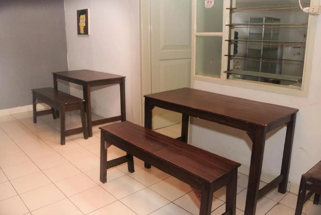 PELE Backpacker Guesthouse