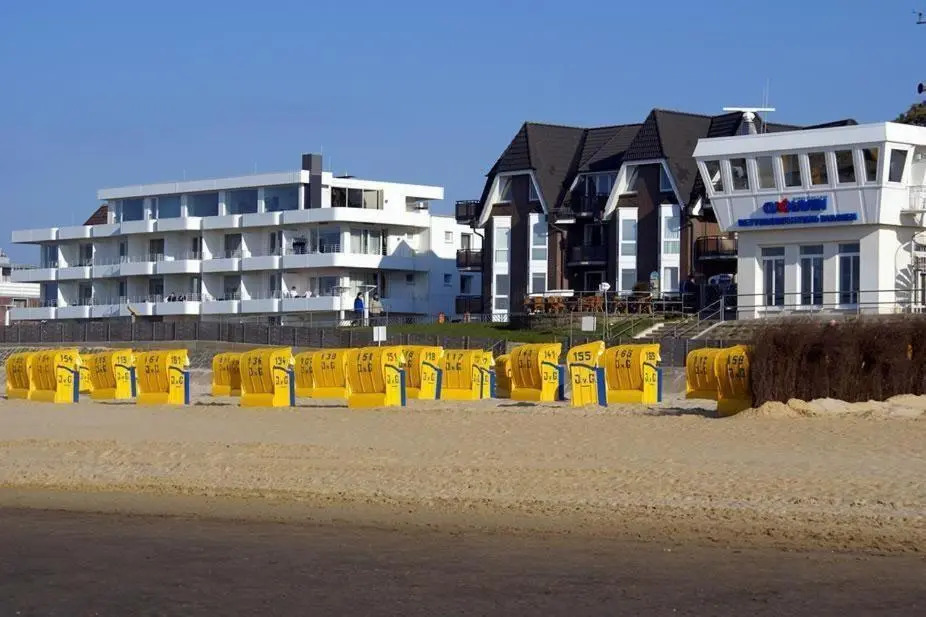 Ferienwohnung-40-in-der-Residenz-Meeresbrandung-mit-Strandkorb