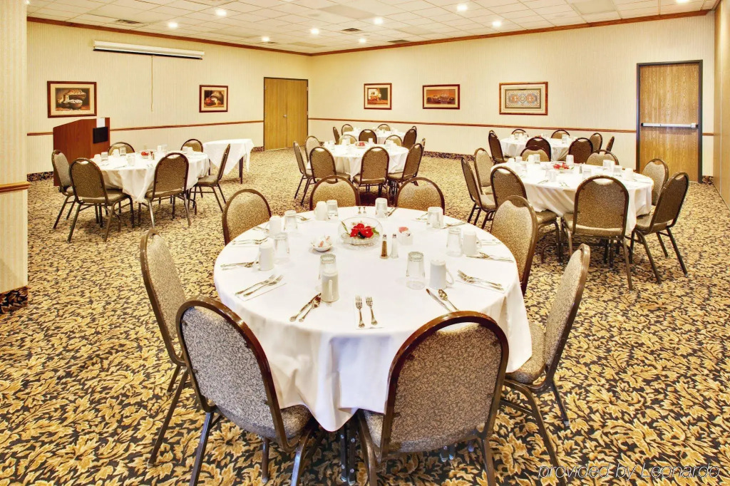 Holiday Inn Express & Suites North Platte by IHG