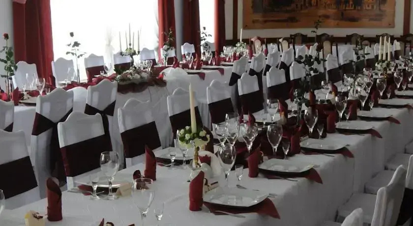 Hotel Restauracja Kaukaska Jadwiga Choroszy