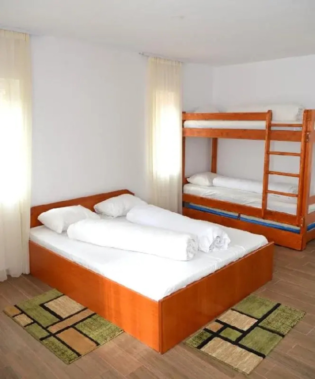 Vila IZVORUL MINUNILOR