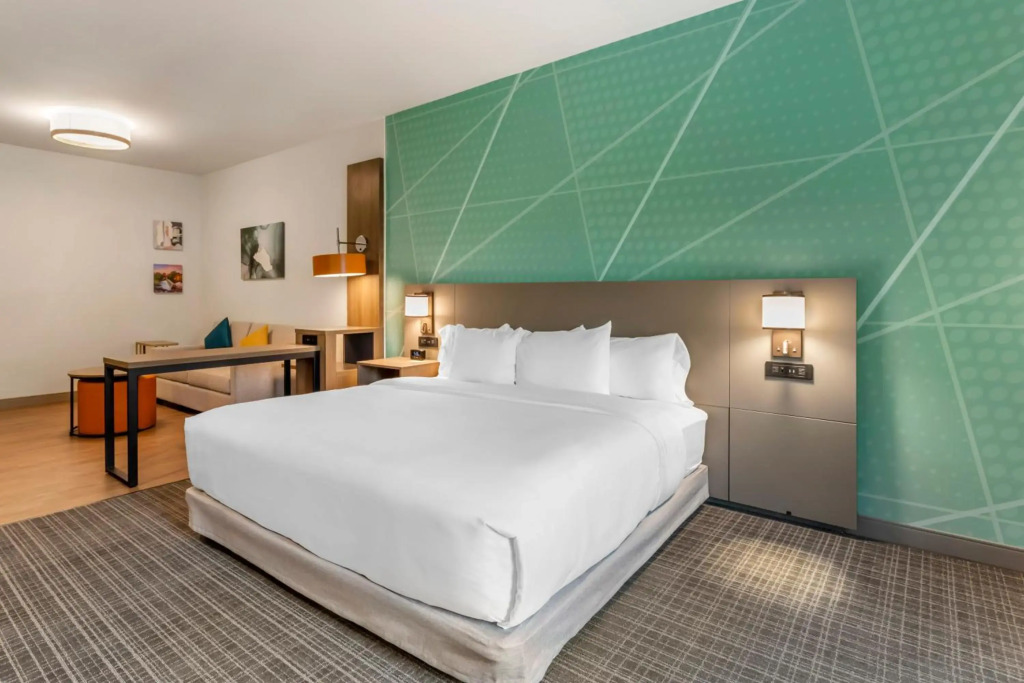 Comfort Suites Gatlinburg Downtown-Convention Center