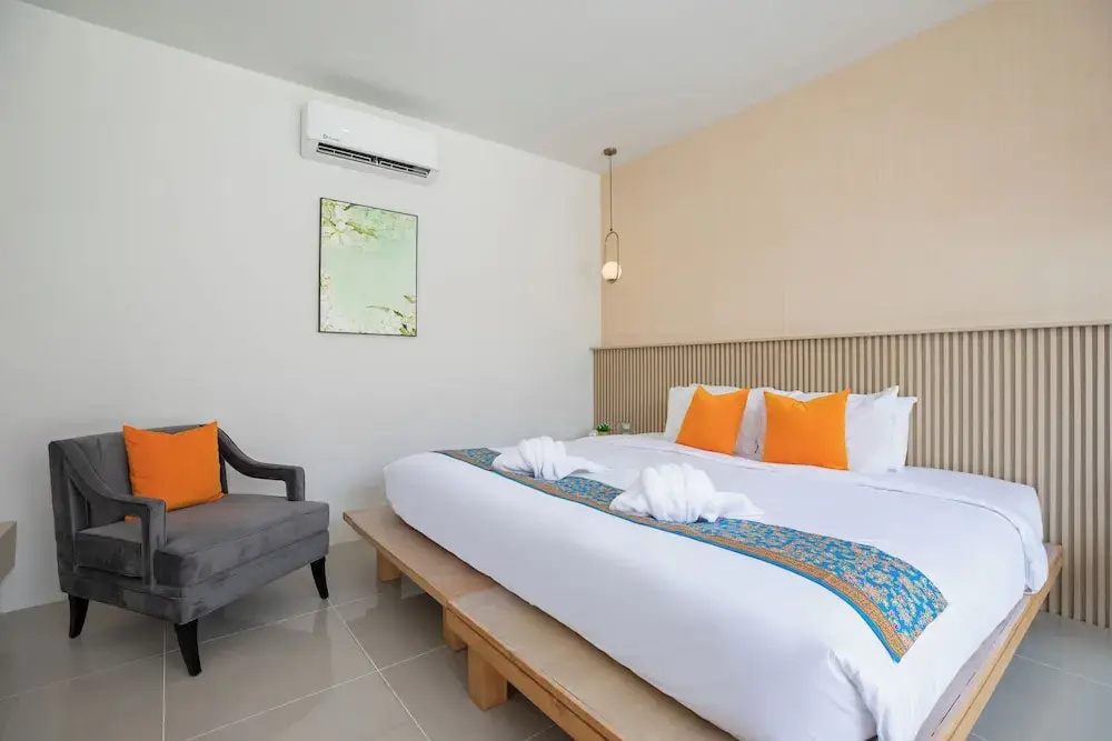 Andaman Sea Best Pool Access & Villas