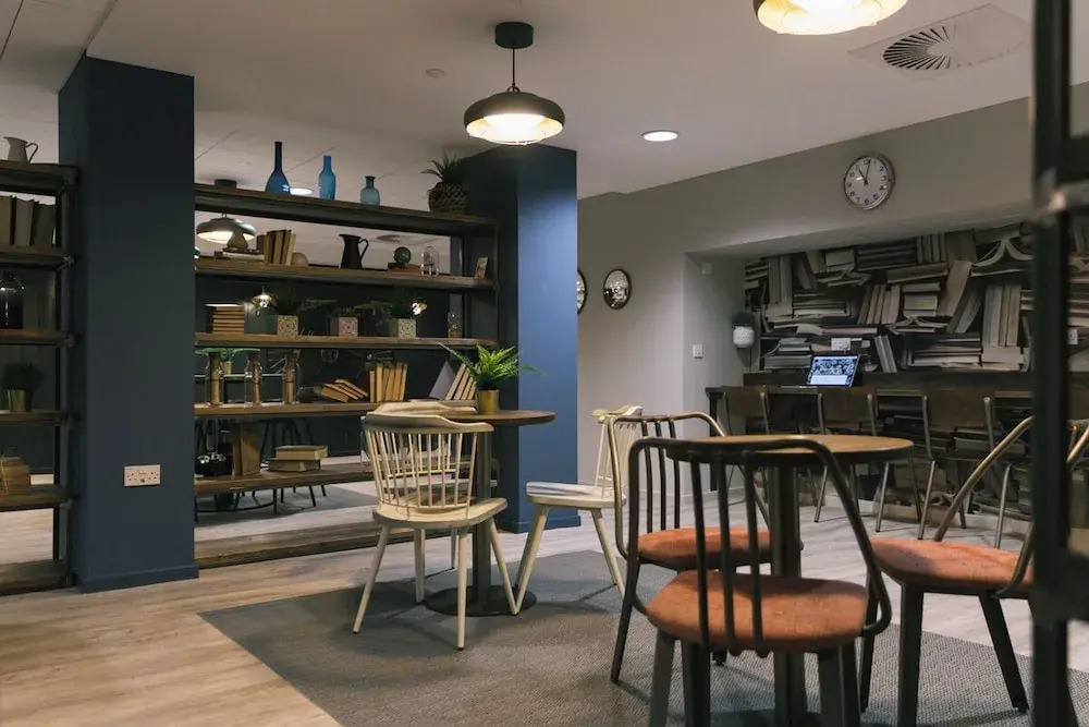 For Students Only - George Street in Glasgow - walking distance to High Street Station
