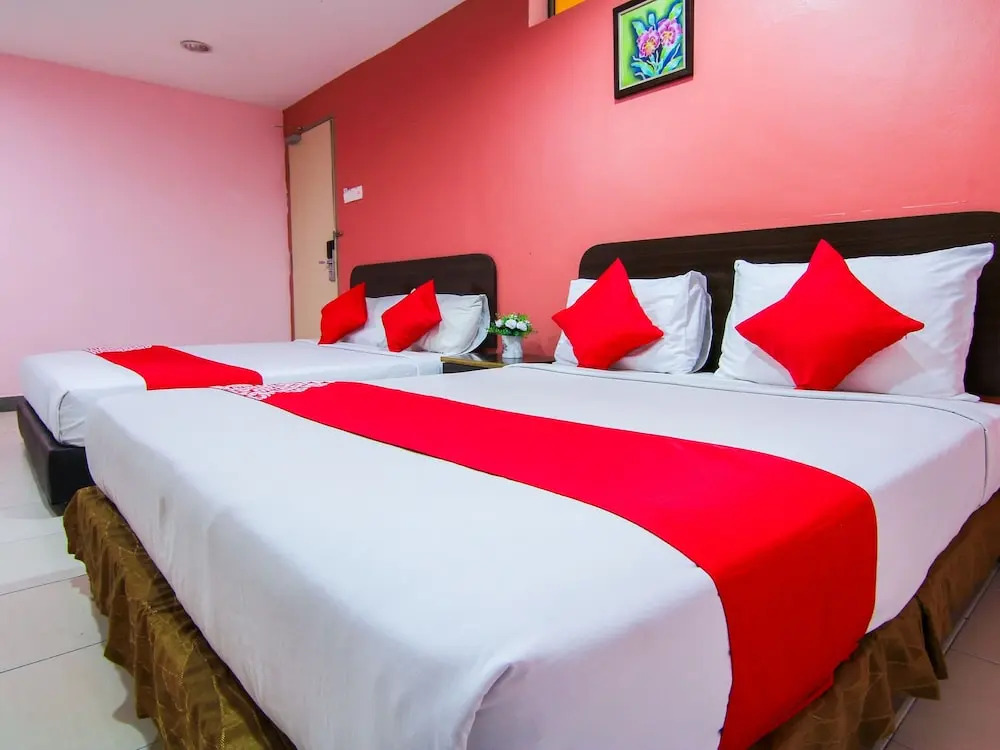 OYO 11343 Hotel Putra Iskandar