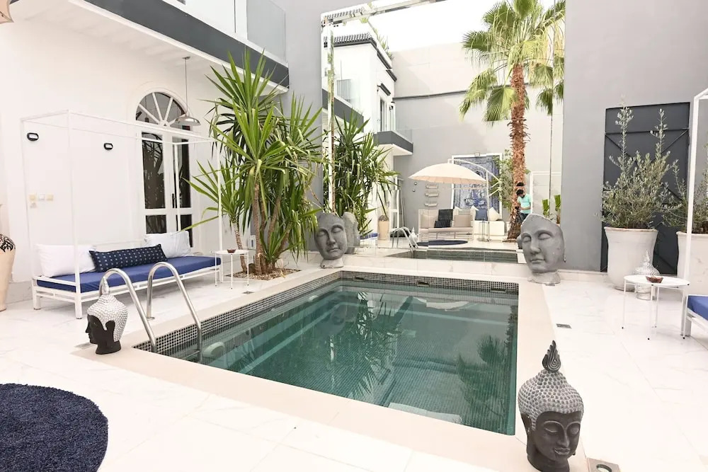 Riad DarHome & Pool