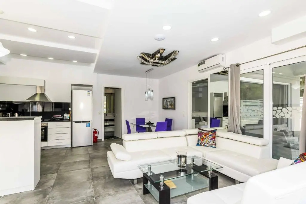 Amare La Vita Villa by Solmar Villas