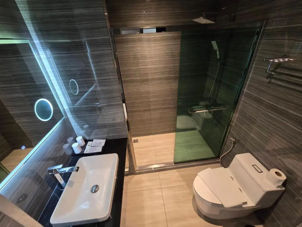 THE TJ HOTEL Pattaya