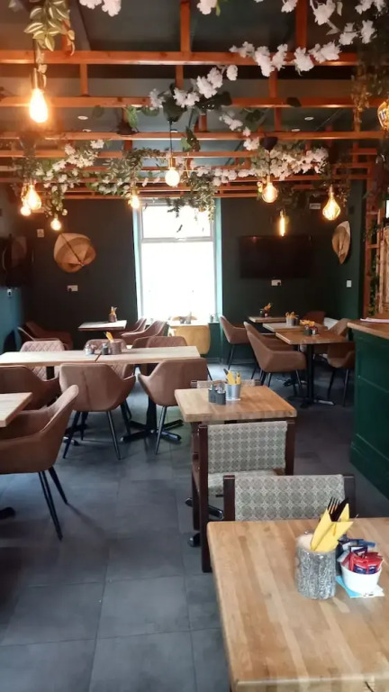Windsor Hotel & Bar