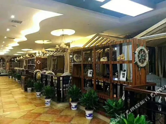 柏斯特酒店(商学院汽车西站店)